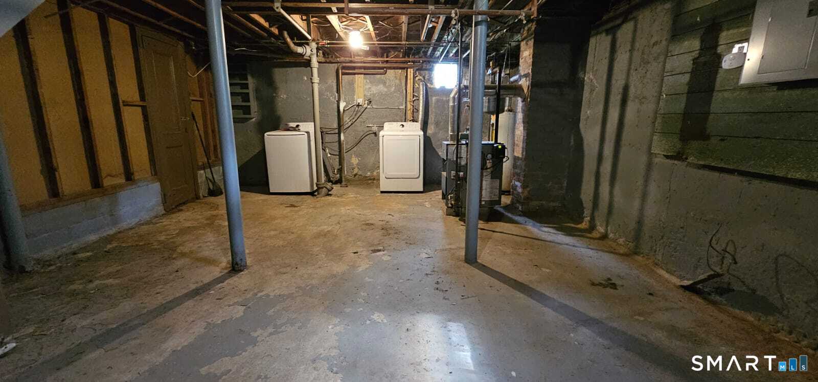 98 East Burnham Street Bloomfield CT 06002