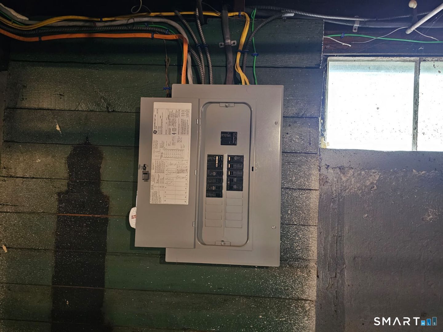 98 East Burnham Street Bloomfield CT 06002