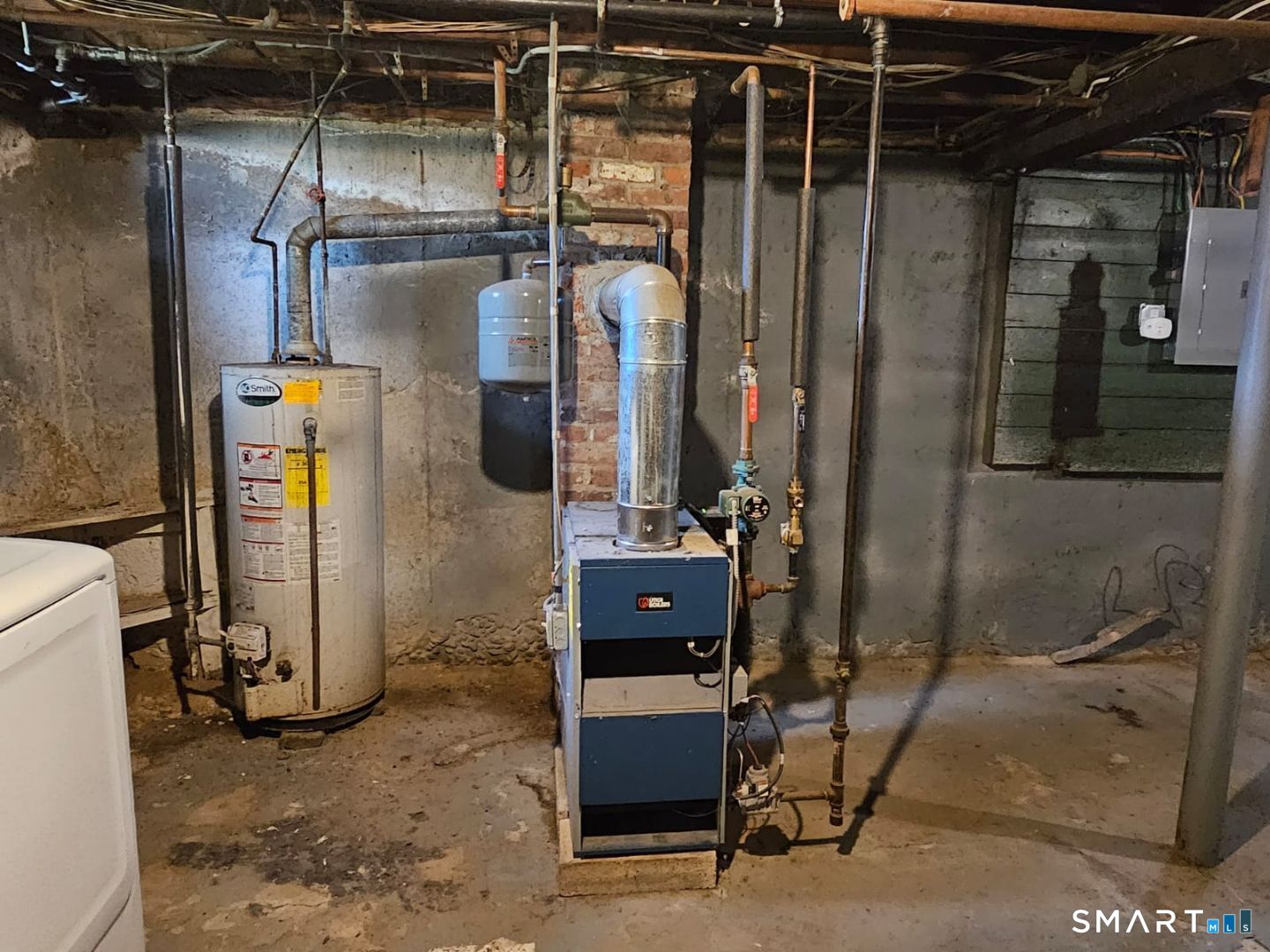 98 East Burnham Street Bloomfield CT 06002