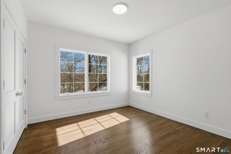 511 Den Road Stamford CT 06903