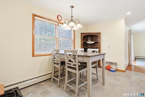 18 Bob White Way Plainfield CT 06354