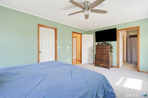 18 Bob White Way Plainfield CT 06354