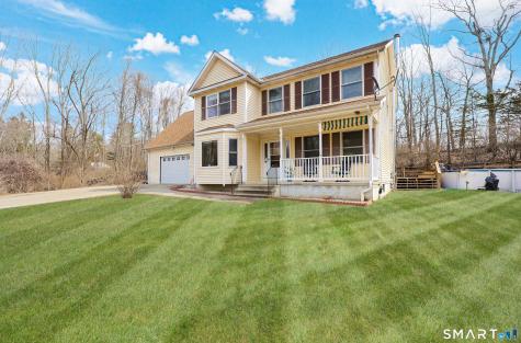 18 Bob White Way Plainfield CT 06354