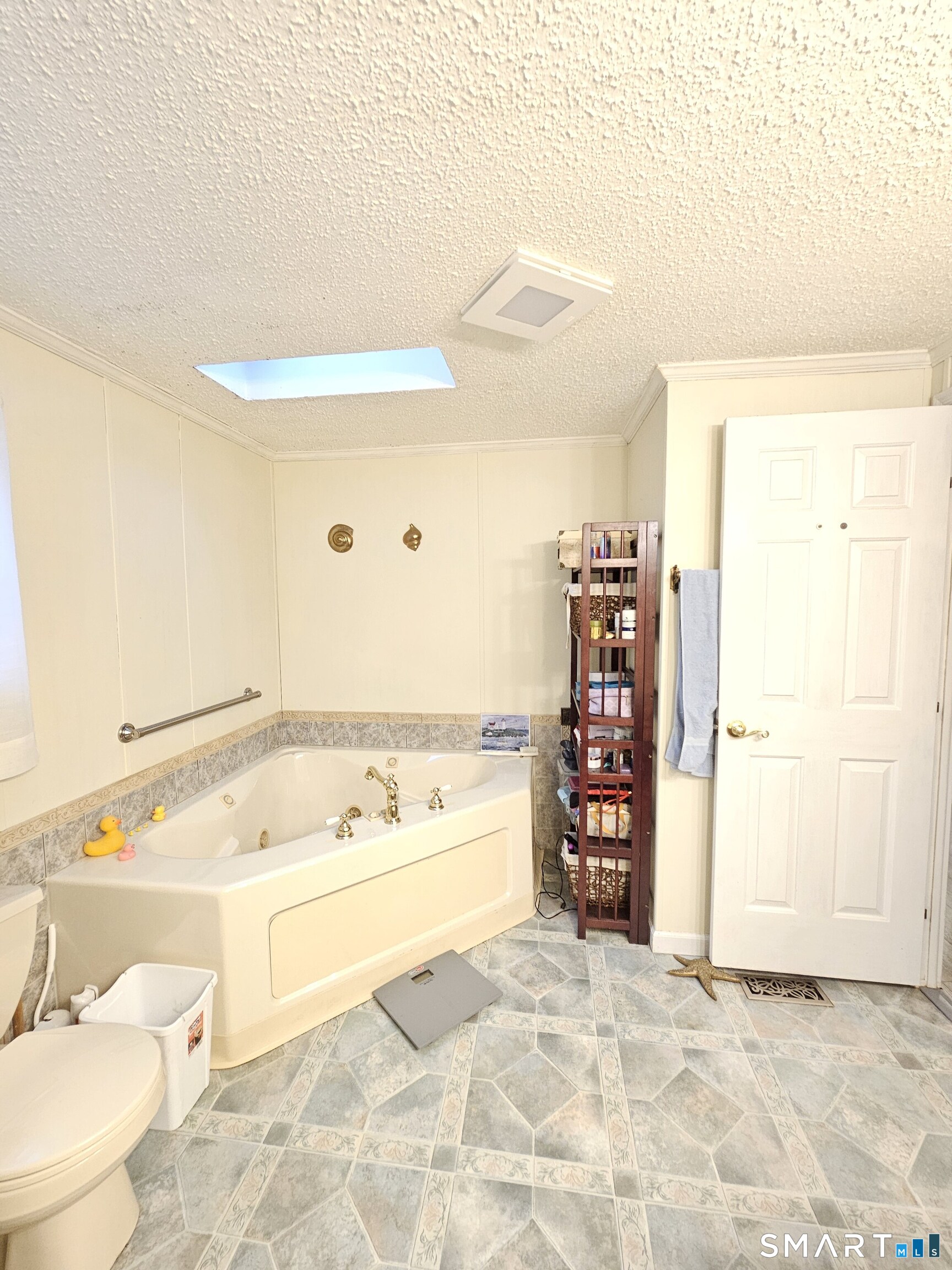 1 Circle Drive Stonington CT 06378