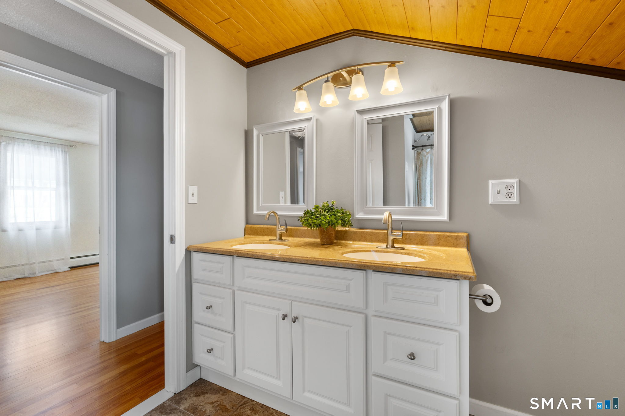 96 Muddy Brook Road Ellington CT 06029