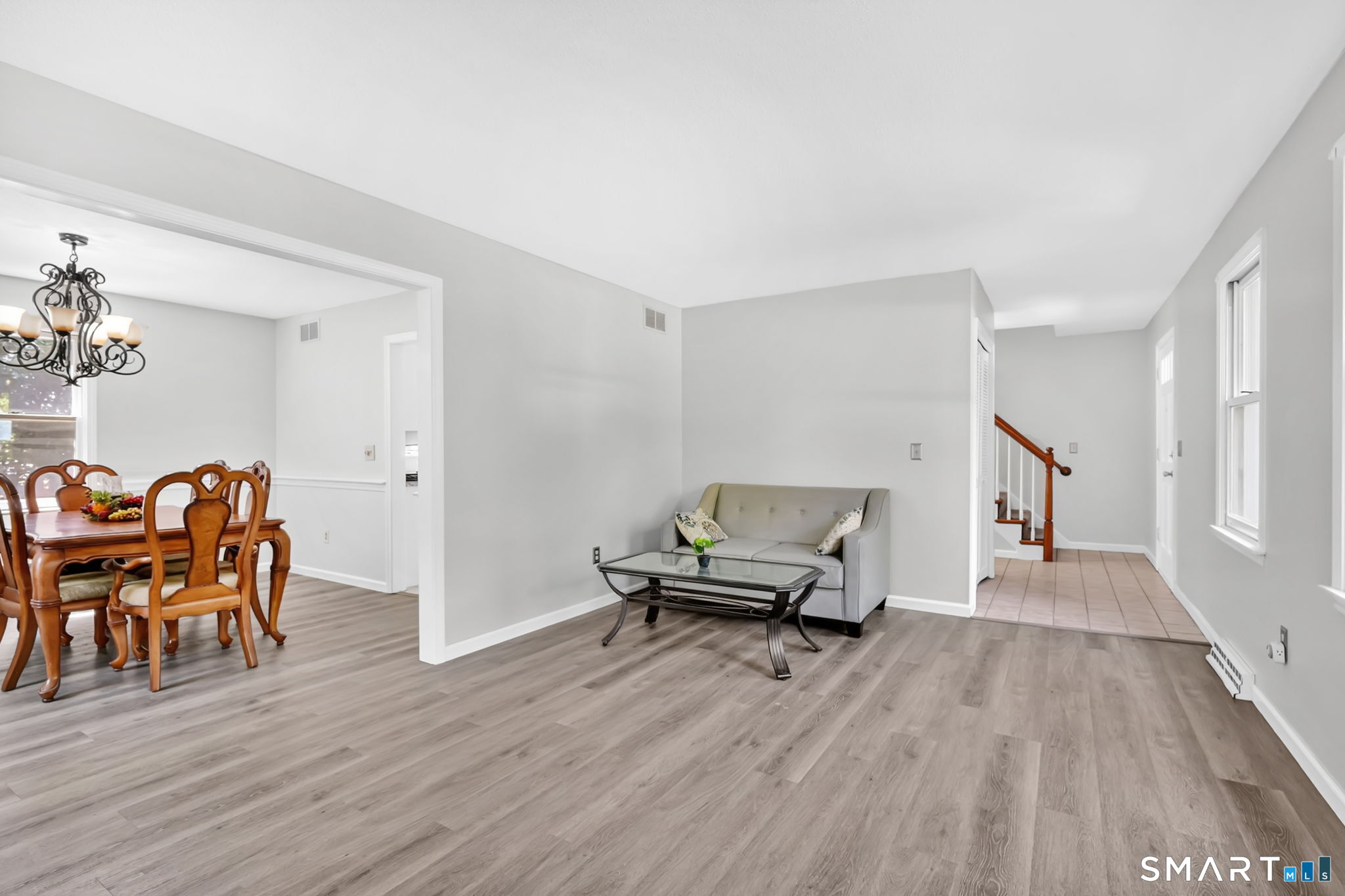 8 Hanover Lane South Windsor CT 06074