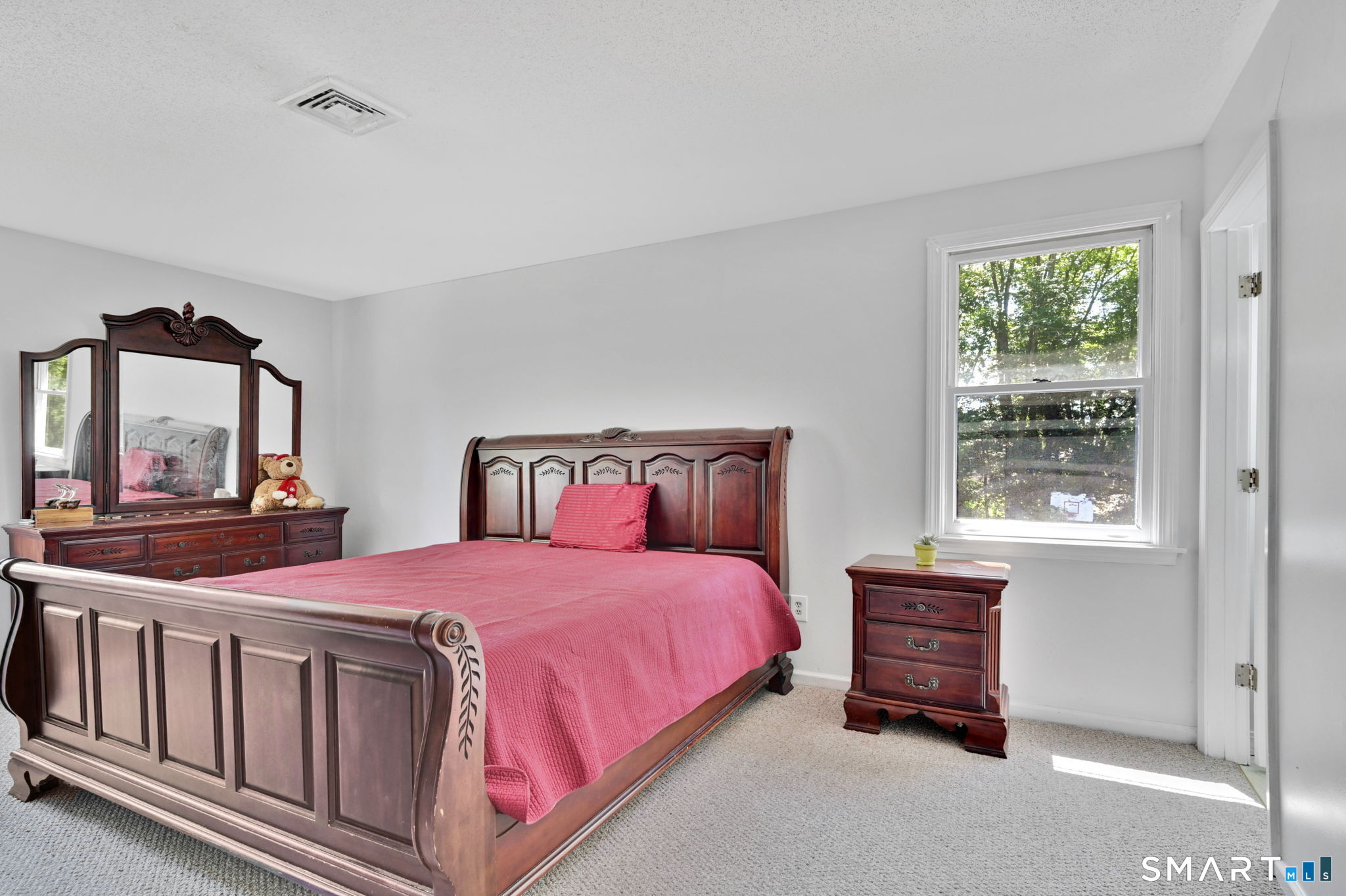 8 Hanover Lane South Windsor CT 06074