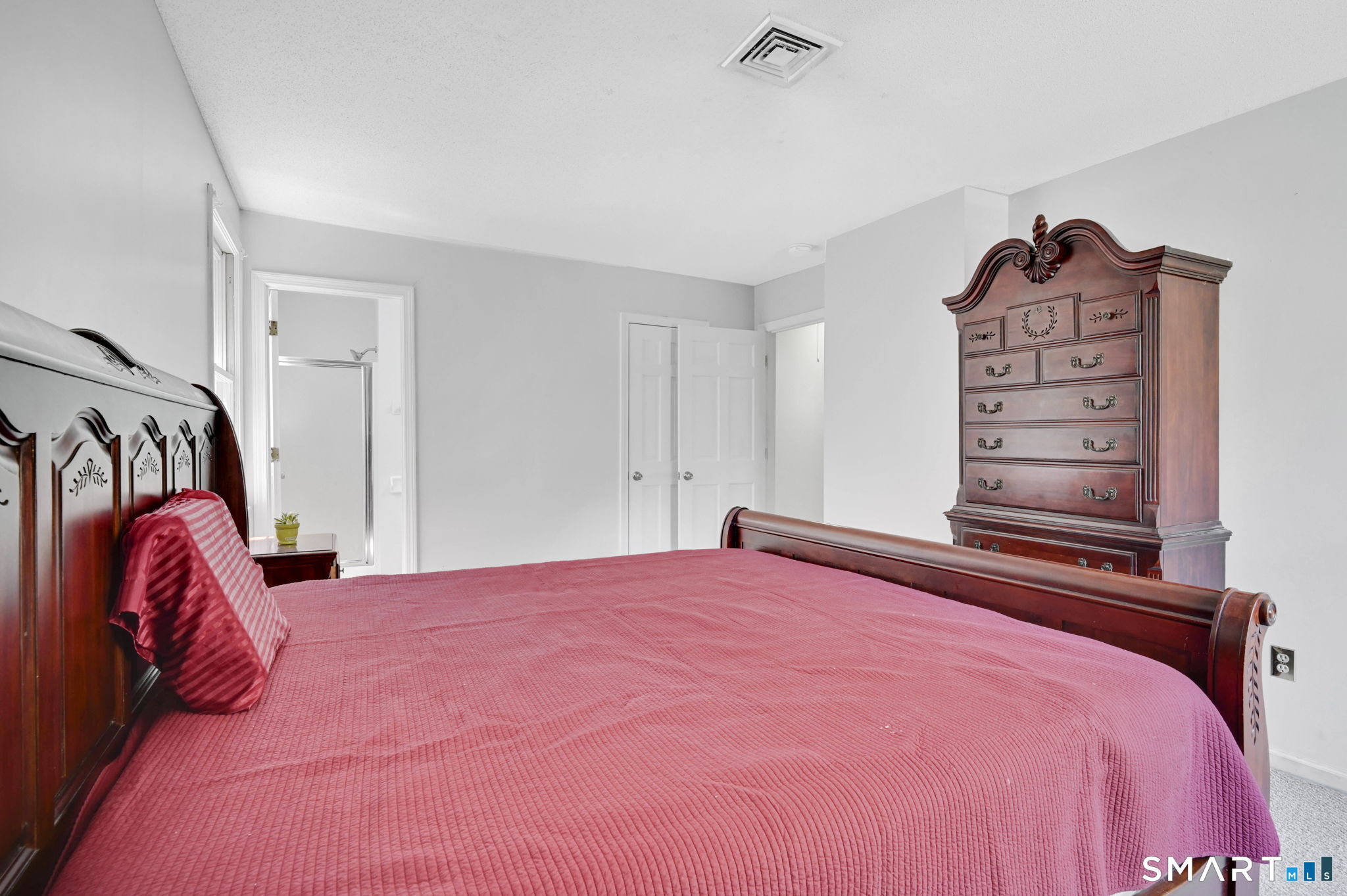 8 Hanover Lane South Windsor CT 06074