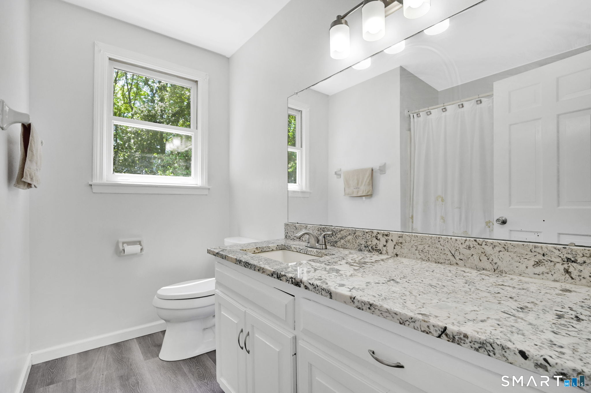 8 Hanover Lane South Windsor CT 06074