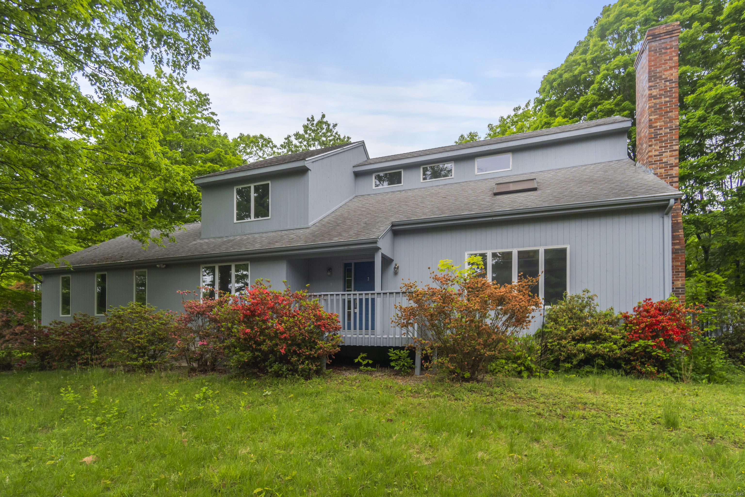 2 Meadowview Lane Norwich CT 06360