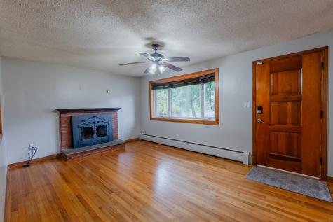 584 Gracey Avenue Meriden CT 06451