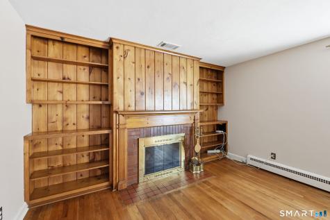 131 Avery Street Manchester CT 06042