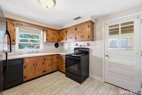 131 Avery Street Manchester CT 06042