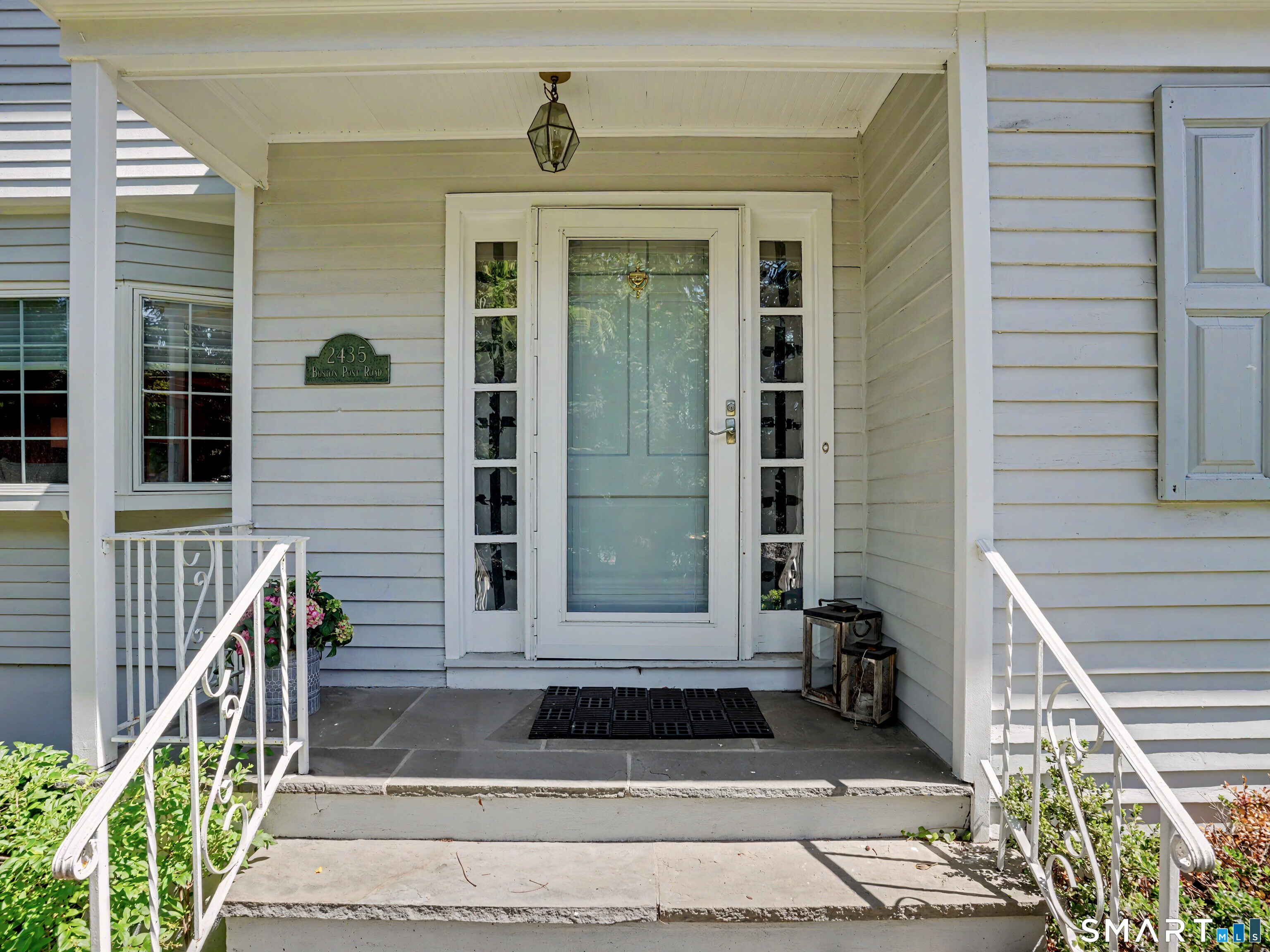 2435 Boston Post Road Darien CT 06820