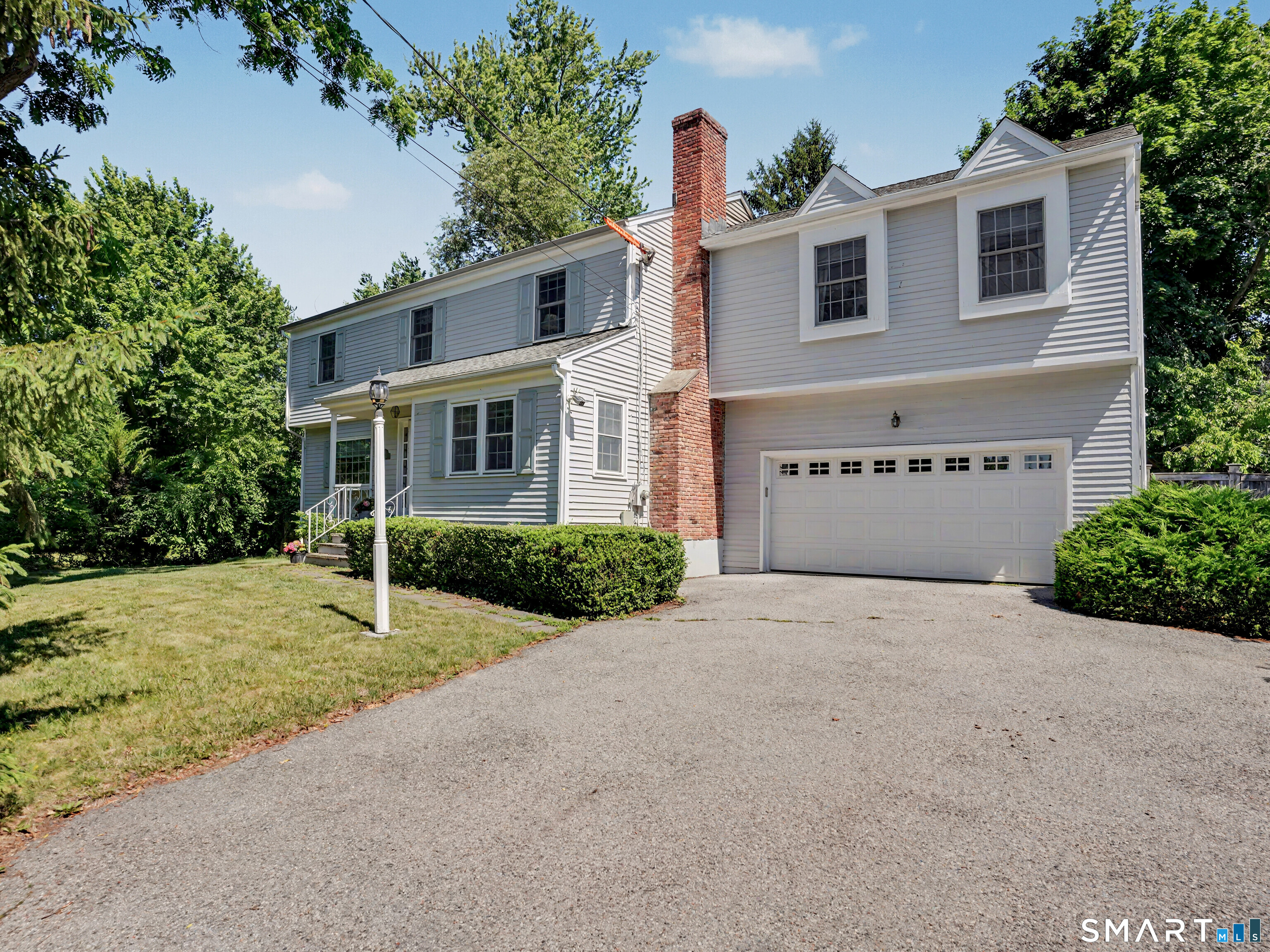 2435 Boston Post Road Darien CT 06820