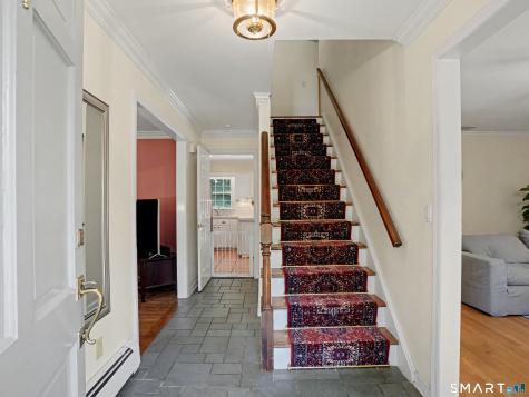 2435 Boston Post Road Darien CT 06820