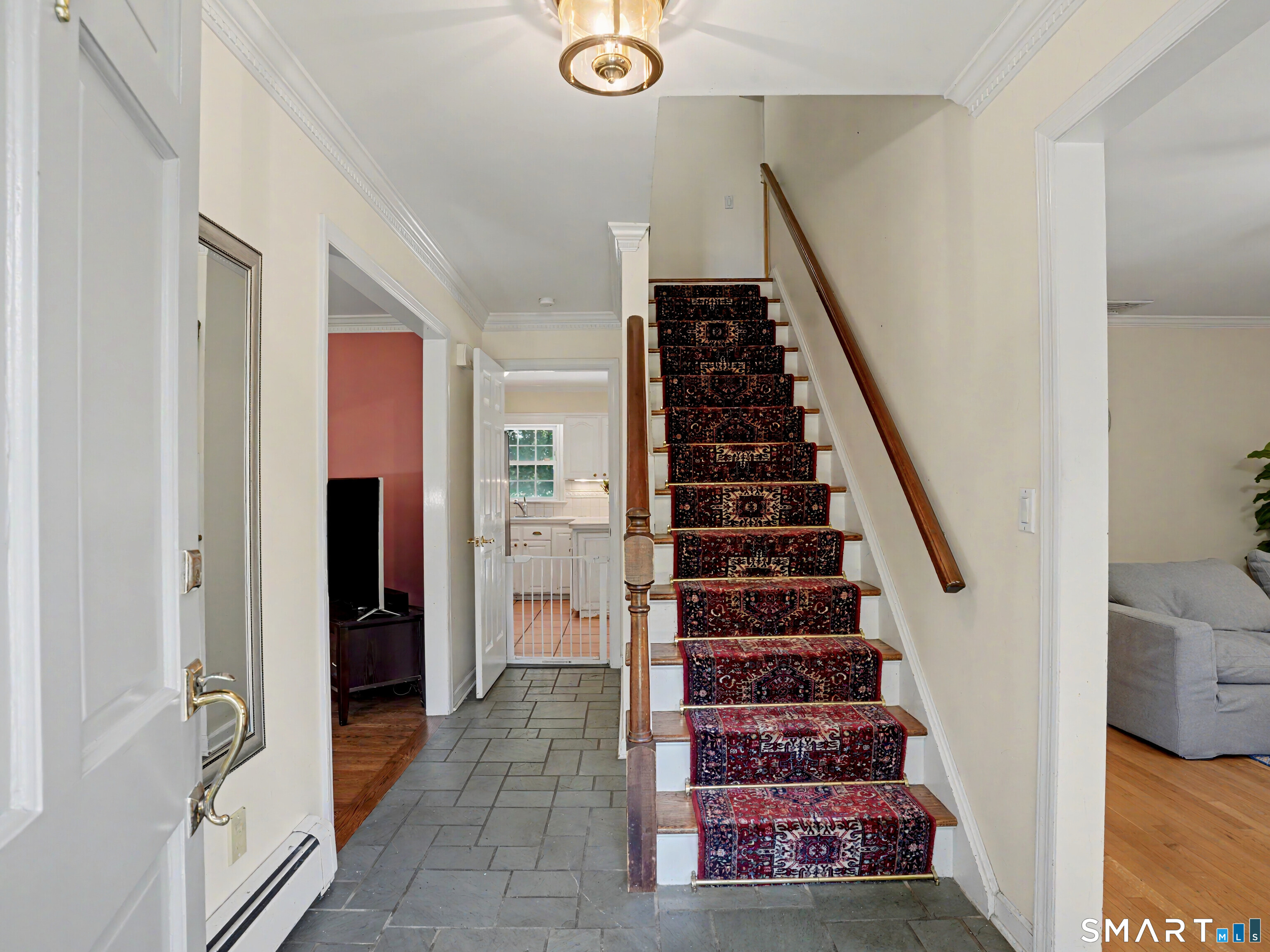 2435 Boston Post Road Darien CT 06820