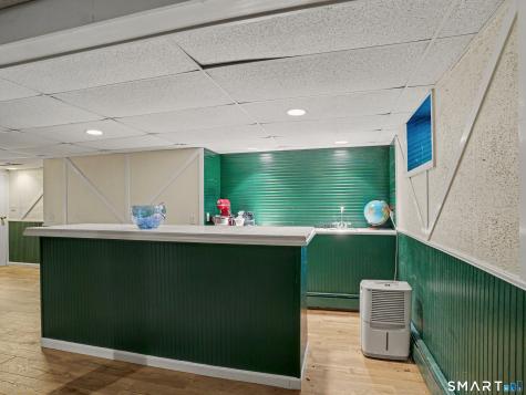 2435 Boston Post Road Darien CT 06820