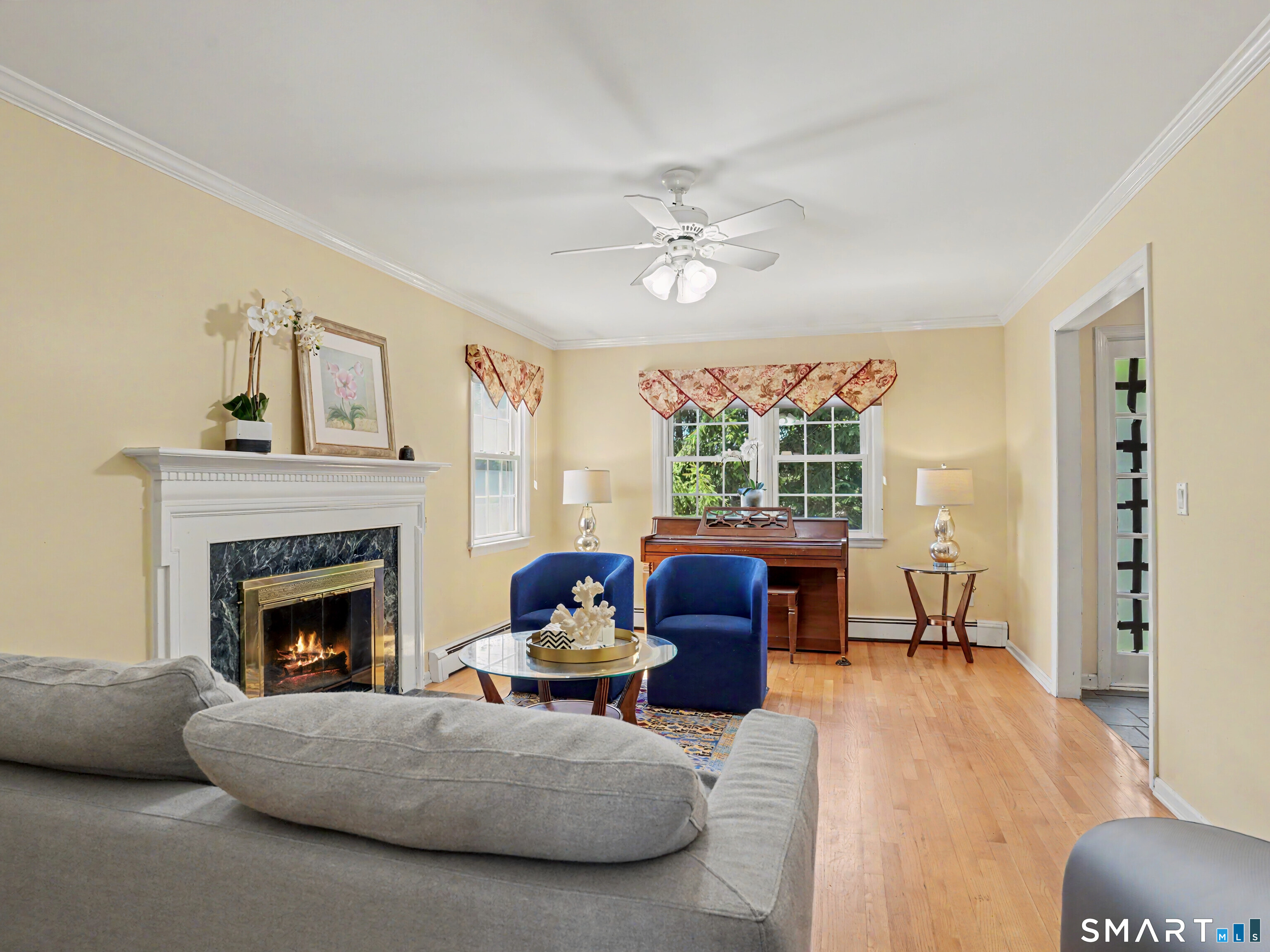 2435 Boston Post Road Darien CT 06820