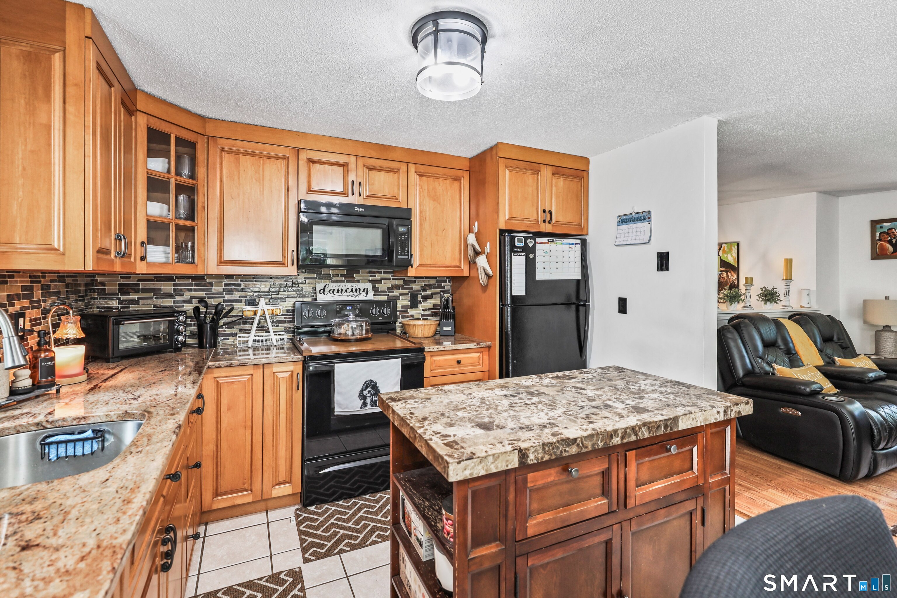 21 Lancaster Street Watertown CT 06779