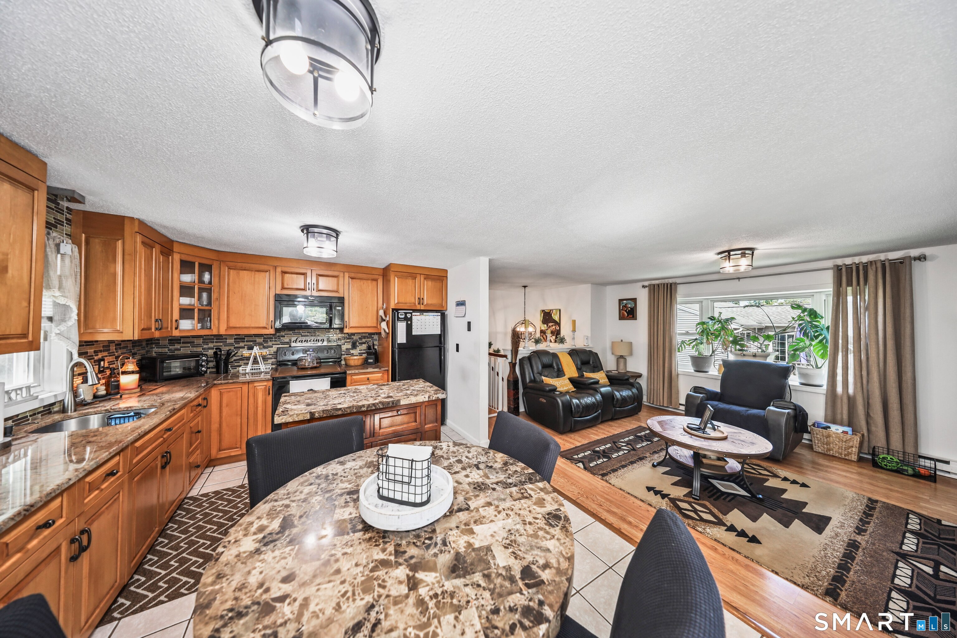 21 Lancaster Street Watertown CT 06779