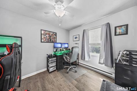 21 Lancaster Street Watertown CT 06779