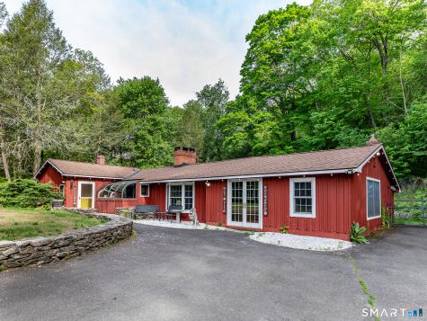 94 Judds Bridge Road Roxbury CT 06783