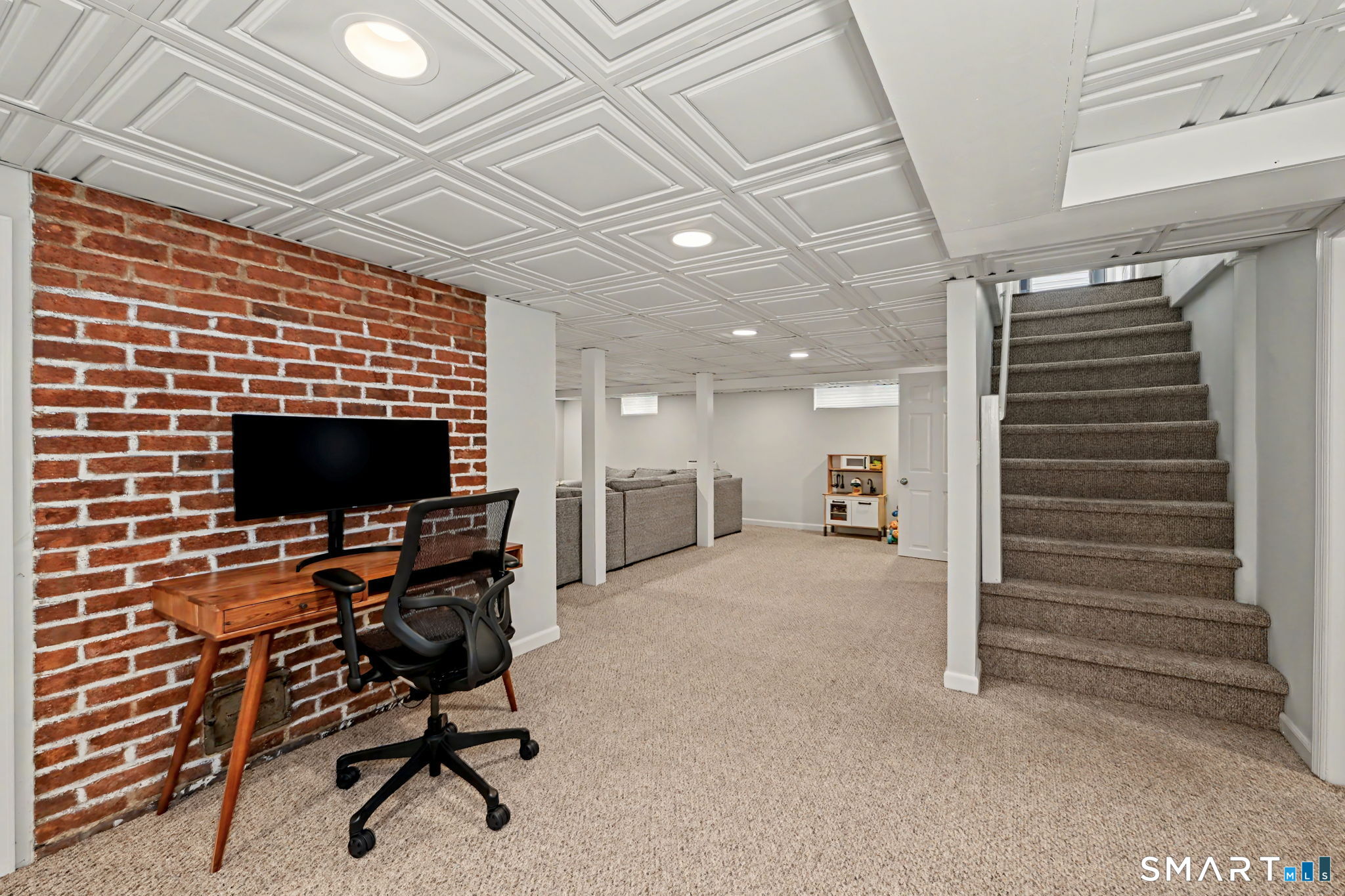 158 Courtland Hill Street Stamford CT 06906