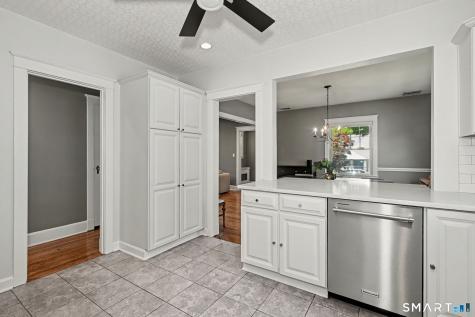 158 Courtland Hill Street Stamford CT 06906
