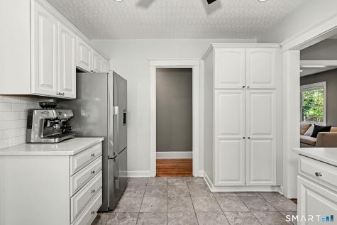 158 Courtland Hill Street Stamford CT 06906