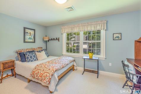 28 Hunters Run Mansfield CT 06268