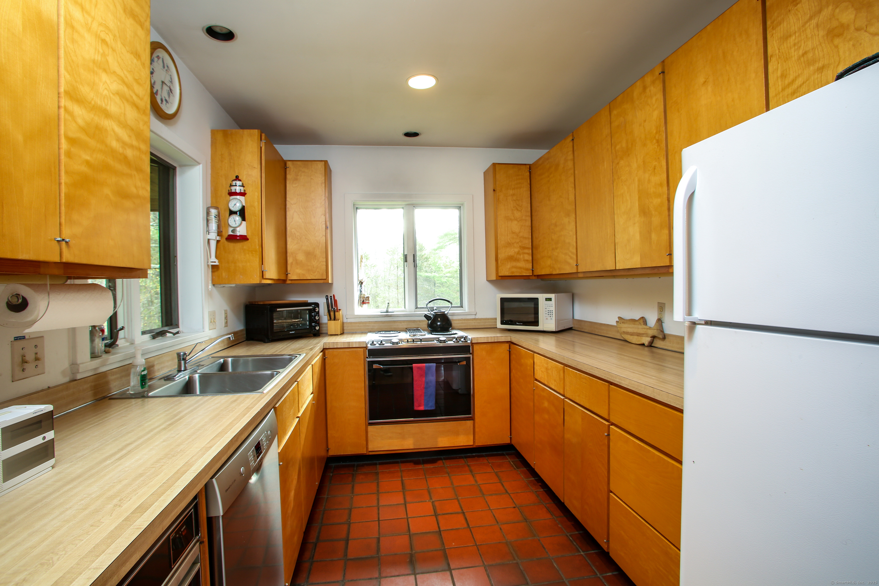 185 Route 63 Canaan CT 06031