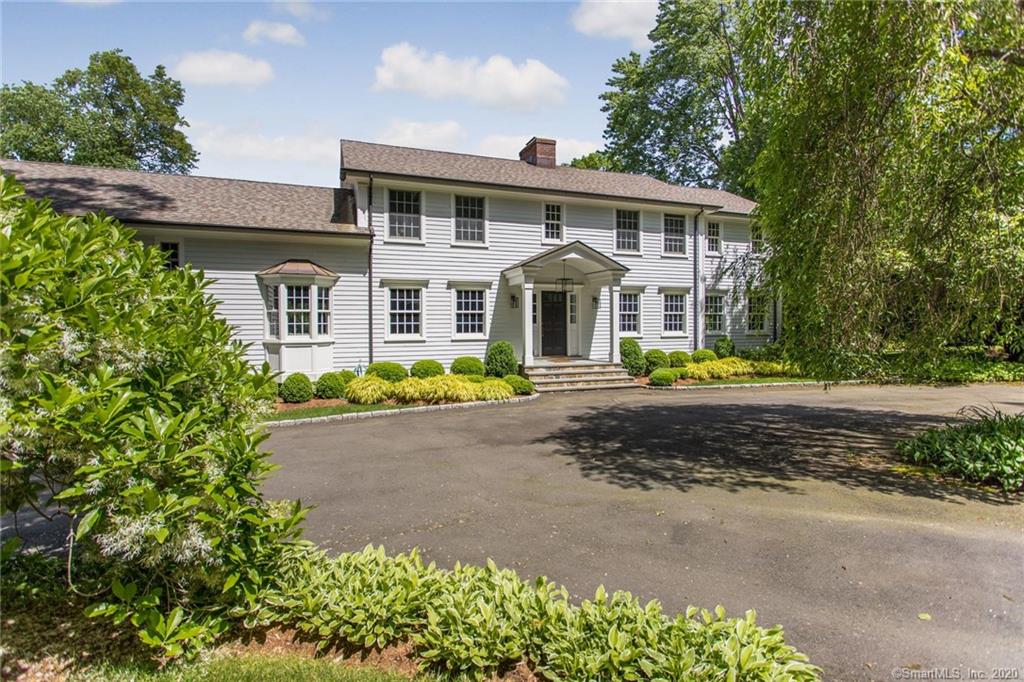 62 Comstock Hill Road New Canaan CT 06840