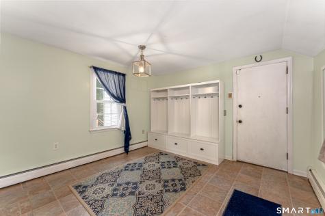 85 Oakcliff Road Middletown CT 06457