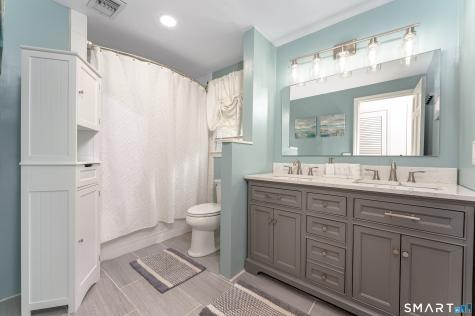 85 Oakcliff Road Middletown CT 06457