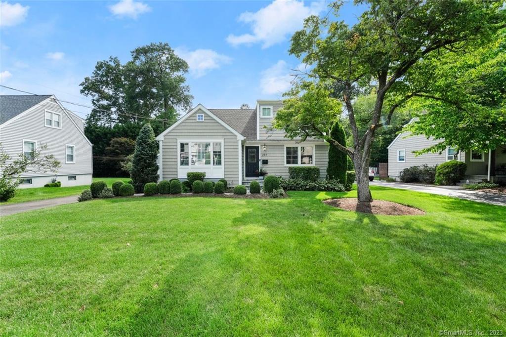 297 Pemburn Drive Fairfield CT 06824