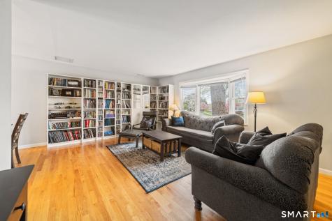 51 Sky View Circle Hamden CT 06514