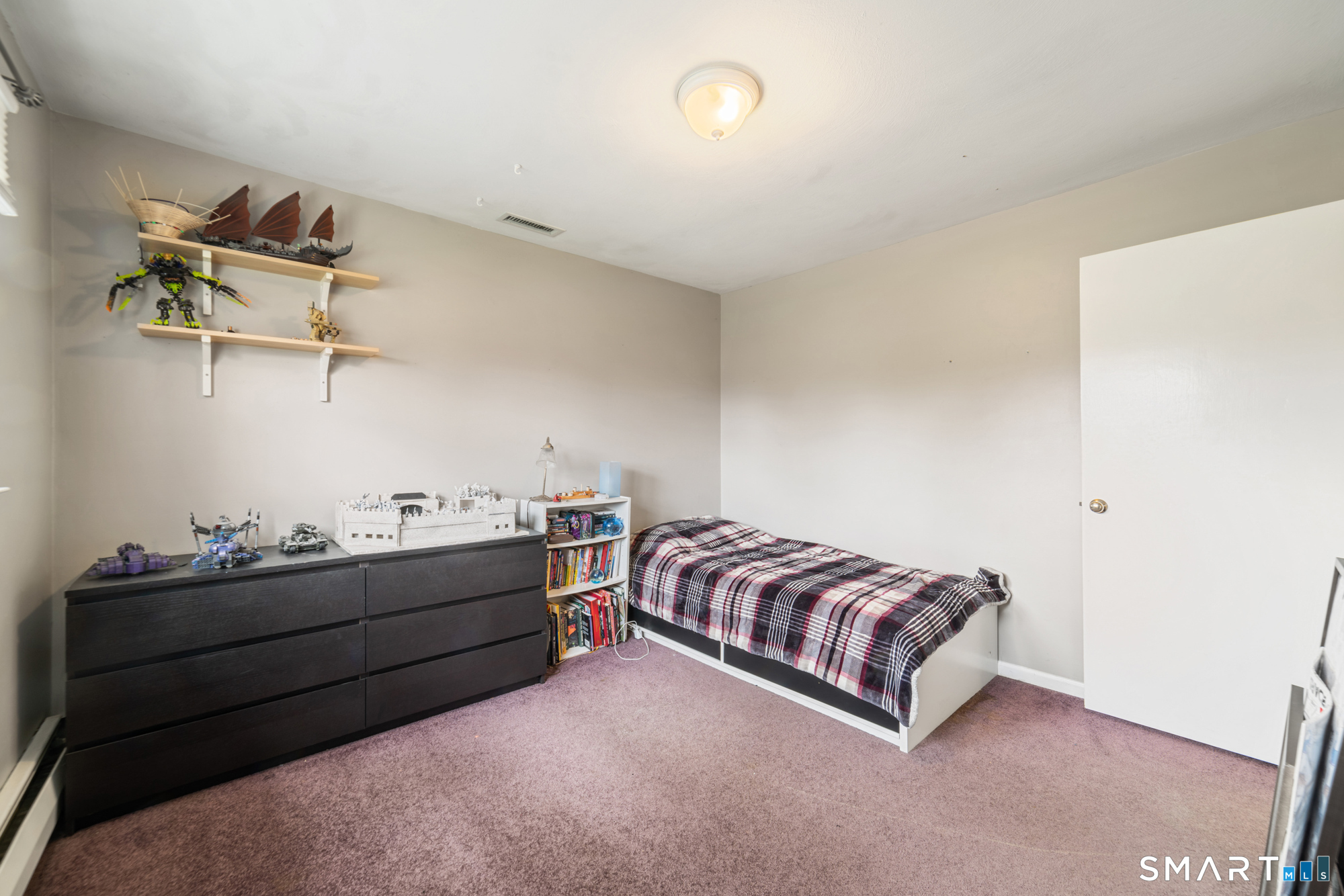 51 Sky View Circle Hamden CT 06514