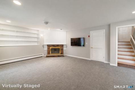 51 Sky View Circle Hamden CT 06514
