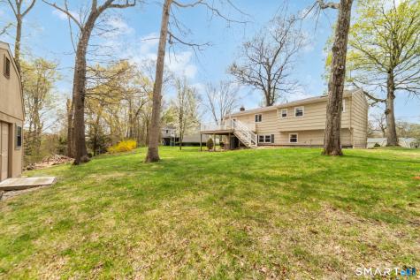51 Sky View Circle Hamden CT 06514