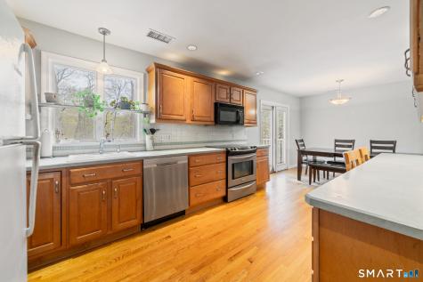 51 Sky View Circle Hamden CT 06514