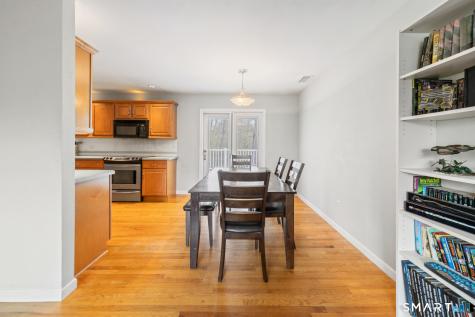 51 Sky View Circle Hamden CT 06514