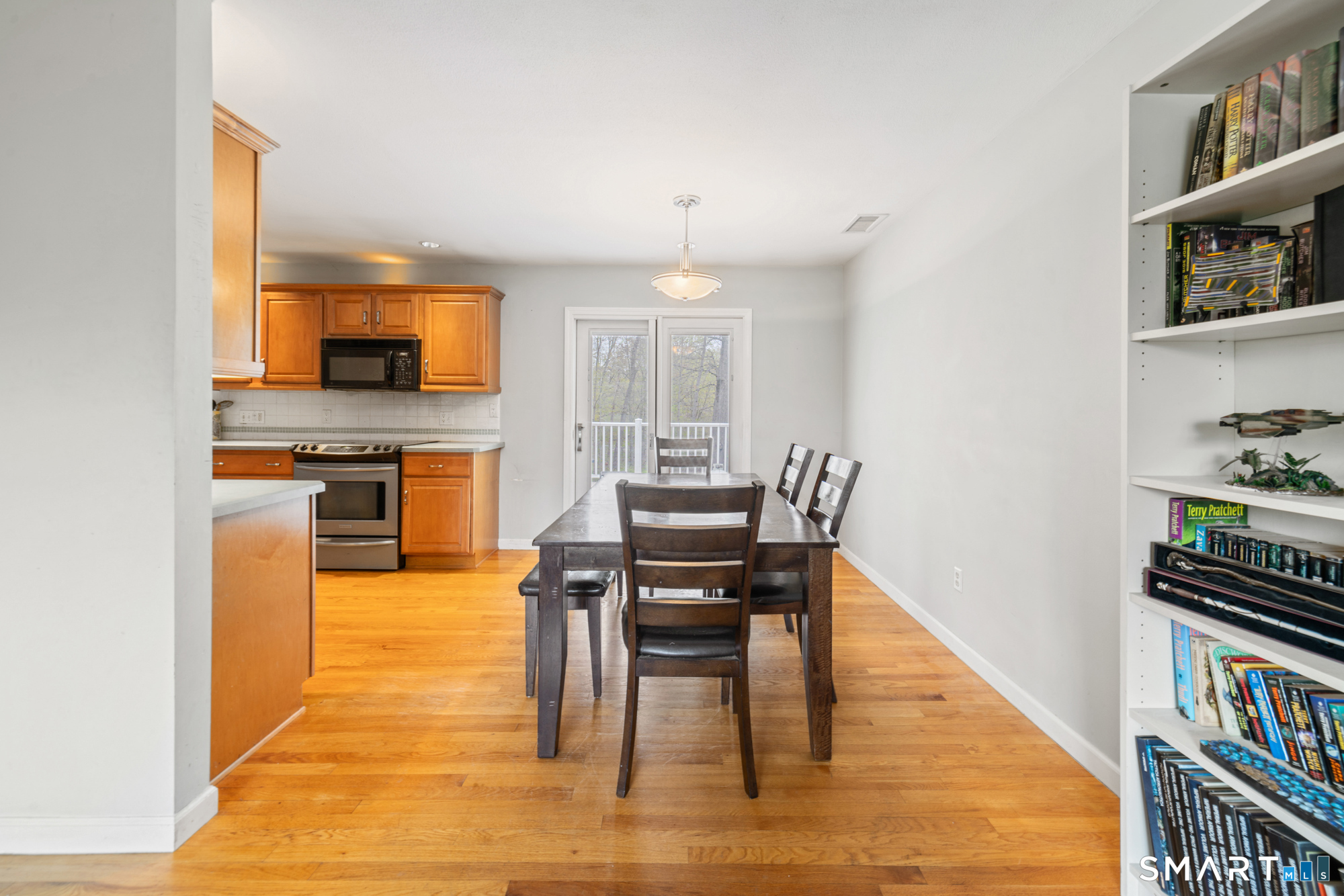 51 Sky View Circle Hamden CT 06514