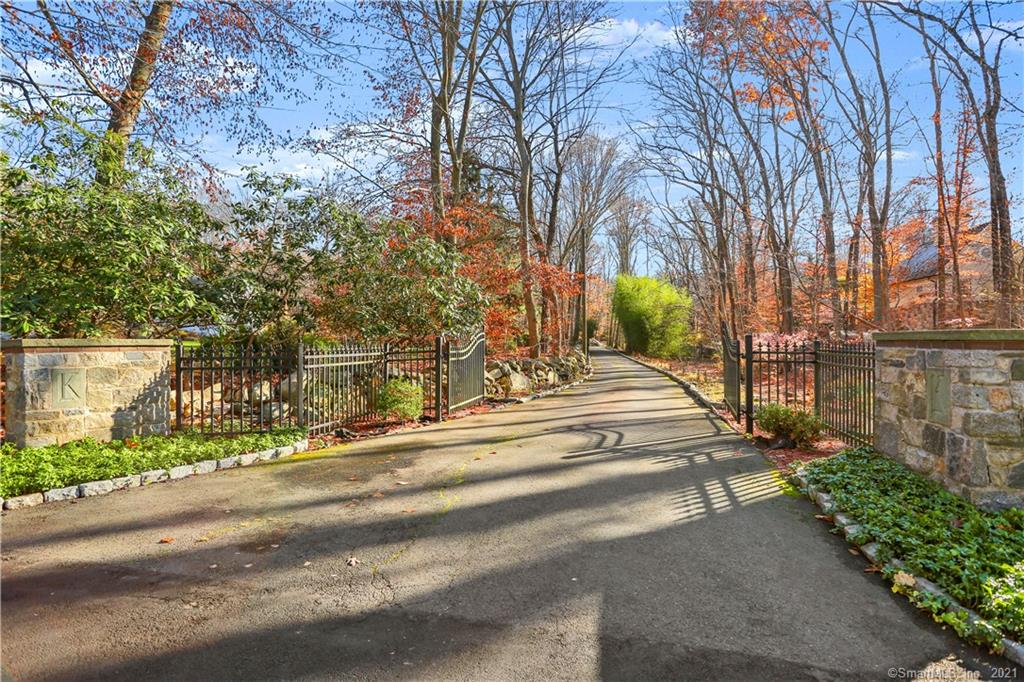 22 Byfield Lane Greenwich CT 06830