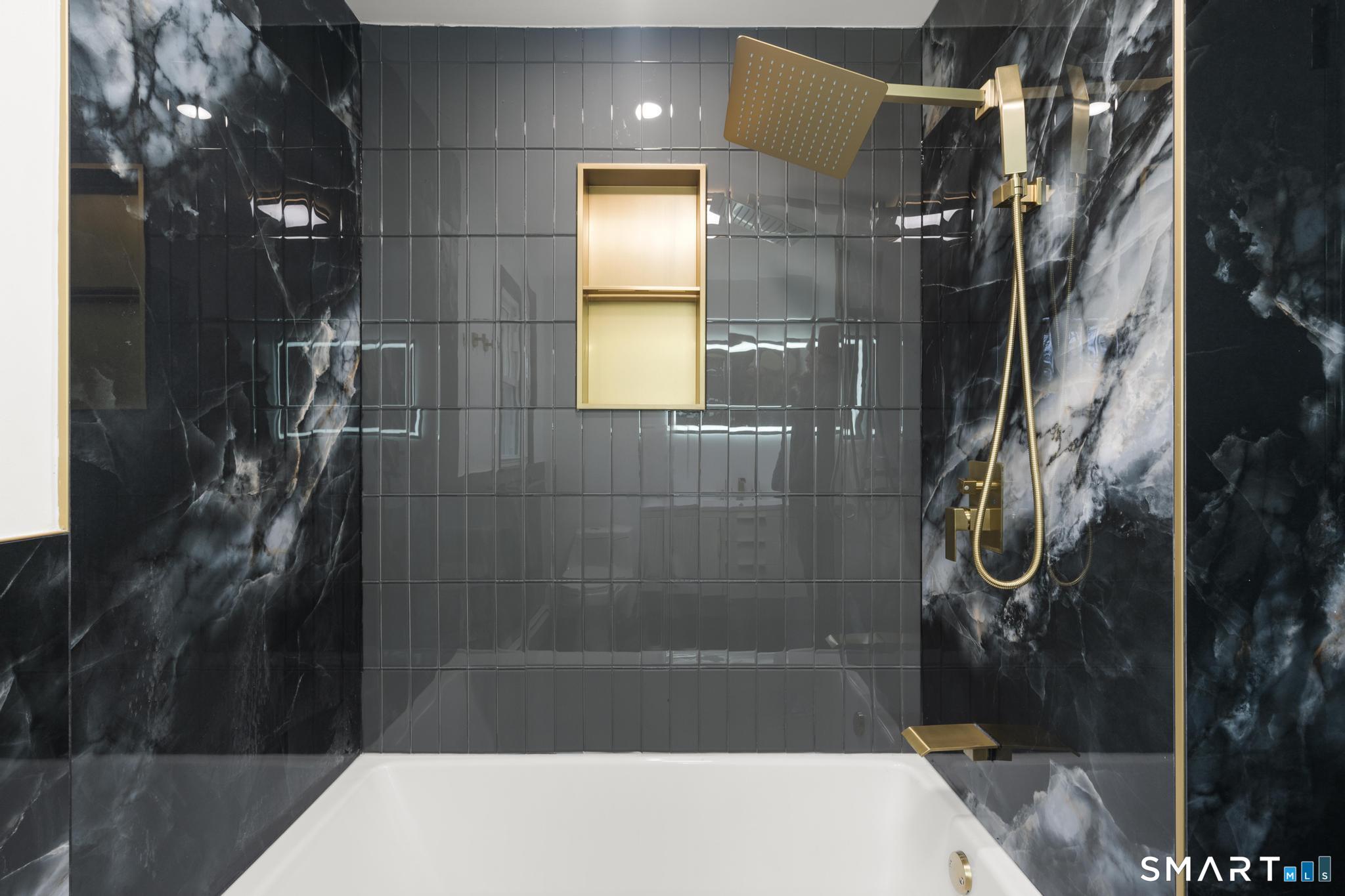 53 Northfield Drive East Hartford CT 06118