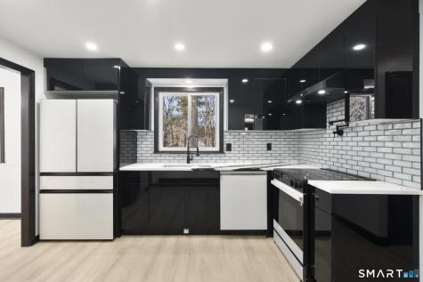 53 Northfield Drive East Hartford CT 06118