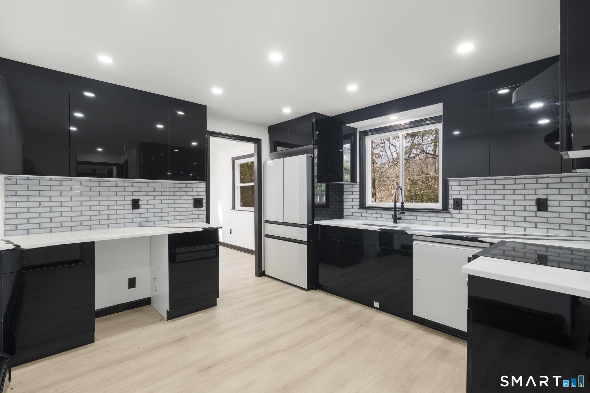 53 Northfield Drive East Hartford CT 06118