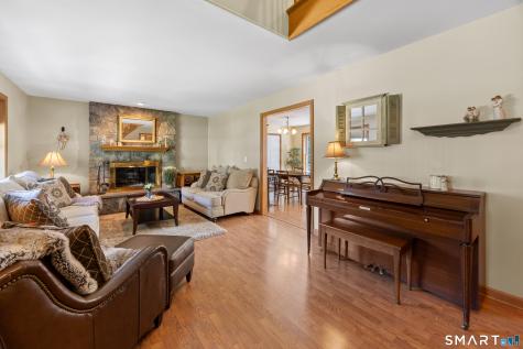 96 Kimberly Lane Watertown CT 06795