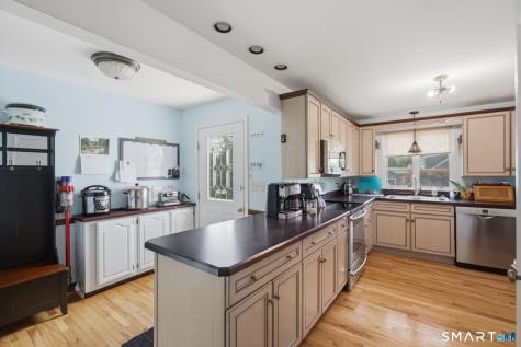 213 Acme Drive Middlebury CT 06762