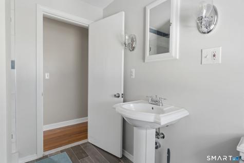 213 Acme Drive Middlebury CT 06762